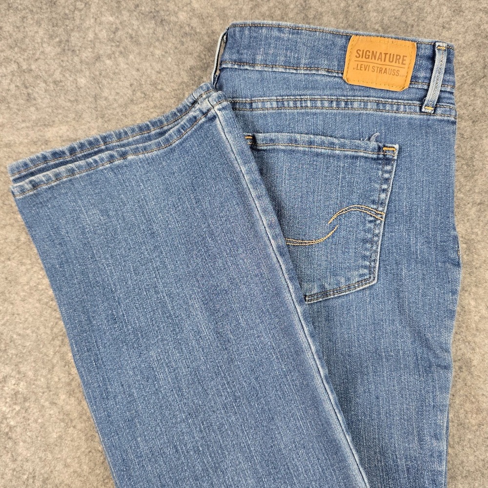 Signature by Levi Strauss Bootcut Jeans Womens 14L Blue Mid-Rise Stretch Denim
